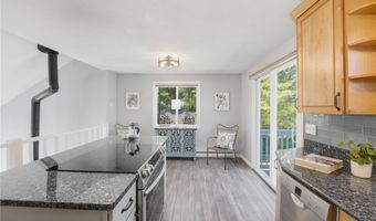 1 Nichole Ln, Coventry, RI 02816