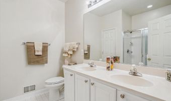 805 GAITHER Rd, Rockville, MD 20850