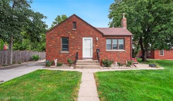 814 Prairie St, Adel, IA 50003