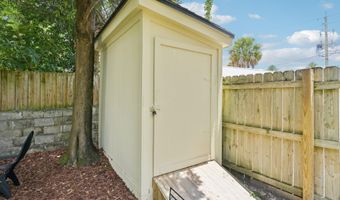 113 SEMINOLE Rd, Atlantic Beach, FL 32233