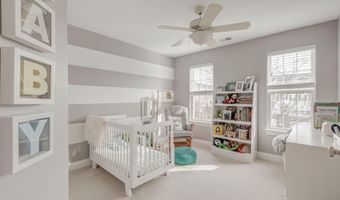 5112 KNAPP Pl, Alexandria, VA 22304