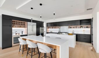 6921 GRANBY St, Bethesda, MD 20817