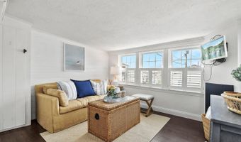 11 Thompson Rd 11, Bourne, MA 02532