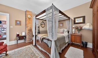 5596 Walnut St, Augusta, MO 63332