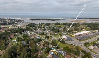 1057 4th St SE, Bandon, OR 97411