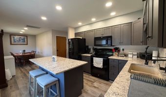 18 Circle Ln, Batesville, IN 47006