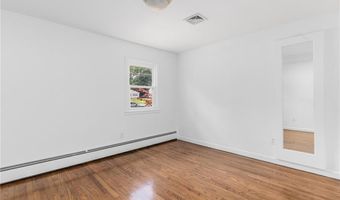 14 Bishop Hill Rd, Johnston, RI 02919