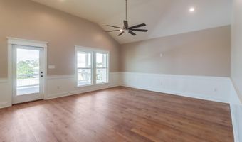 4054 Mallard St, Bay St. Louis, MS 39520