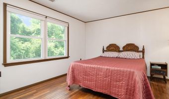 2005 LELAND Ave, Baltimore, MD 21220