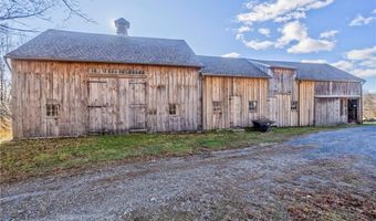 175 Huntinghouse Rd, Glocester, RI 02857