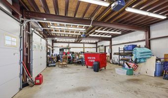631 W N 10th St, Baxter Springs, KS 66713