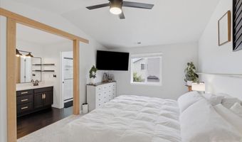 3523 COLLEGE Loop, Albany, OR 97322