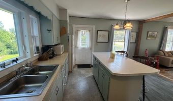 98 Bayview St, Belfast, ME 04915