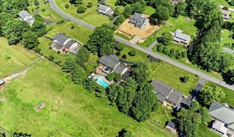 83 CARAVEL Dr, Bear, DE 19701