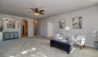 3009 Talaga Dr, Algonquin, IL 60102