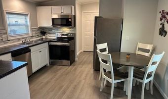 905 LAURA LEE Cir 201, Bear, DE 19701