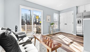 6208 LES DORSON Ln, Alexandria, VA 22315