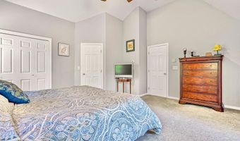 348 Deerfield Rd, Allenstown, NH 03275