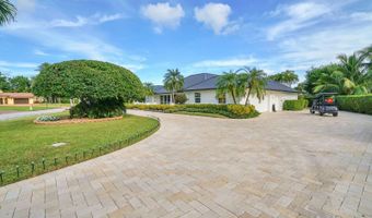 324 Fairway Ct, Atlantis, FL 33462