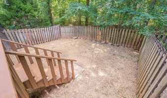6614 Meadow Grn, Peachtree Corners, GA 30092