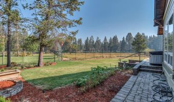 56081 Snow Goose Ct, Bend, OR 97707