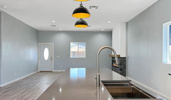 8518 W TROY Dr, Arizona City, AZ 85123