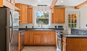 11 Outlet Rd, Augusta, ME 04330