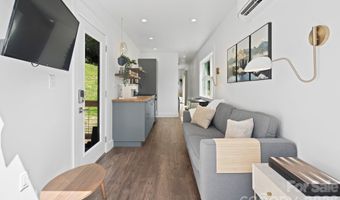 8 10 George Allen Rdg A & B, Arden, NC 28704