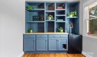 1638 Academy St, Charlotte, NC 28205