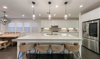 3035 Starry Night Dr, Escondido, CA 92029