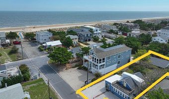 8 E DAGSBORO St, Fenwick Island, DE 19944