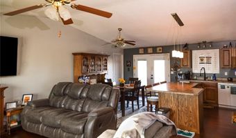 105 Tupelo St, Advance, MO 63730