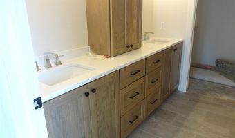 981 White Spruce Ln NW, Alexandria, MN 56308