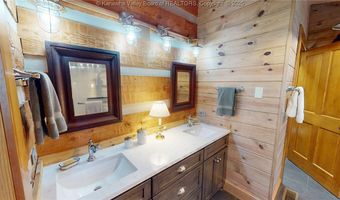 8 Abby Ln, Barboursville, WV 25504