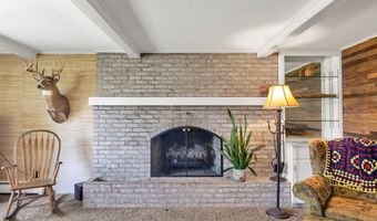 24 Rosewood Dr, Amherst, NY 14221