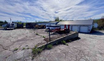 55 Maynesboro St, Berlin, NH 03570