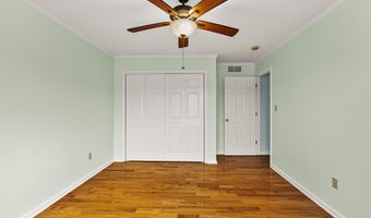 20 Cannonball Dr, Barnegat, NJ 08005