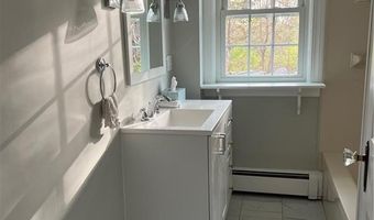 275 Eddie Dowling Hwy SE, North Smithfield, RI 02896
