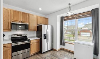15718 France Way, Apple Valley, MN 55124