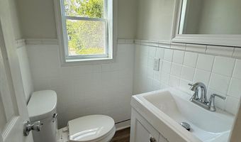 949 LINCOLN St, Dover, DE 19904