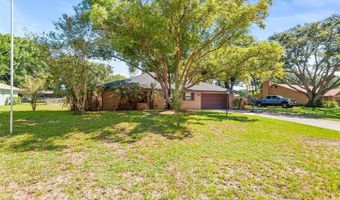 905 VAN Dr, Auburndale, FL 33823