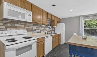 20831 Deer Run Dr A, Abingdon, VA 24211