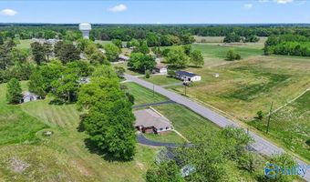 1312 Oneonta Cut-Off Rd, Albertville, AL 35950