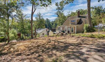 4 Milford St, Amherst, NH 03031