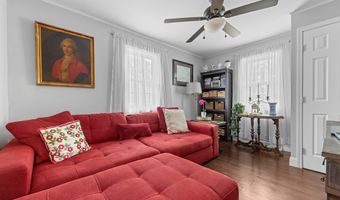 958 Cornell Dr, Alliance, OH 44601