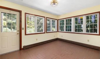 604 W Reach Dr, Jamestown, RI 02835