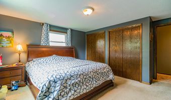 1402 Southview Ln, Albert Lea, MN 56007
