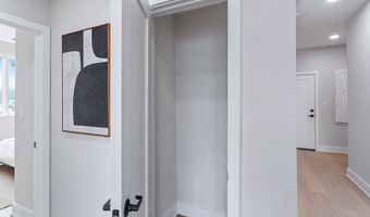 1516 E CAPITOL St NE, Washington, DC 20003