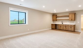 4395 3rd Ave SE, Altoona, IA 50009