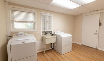 202 HARDY Pl, Rockville, MD 20852